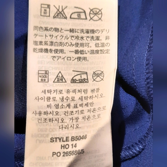 J. Crew Blue Flowy Lightweight V-Neck Blouse size 4 - Picture 13 of 14